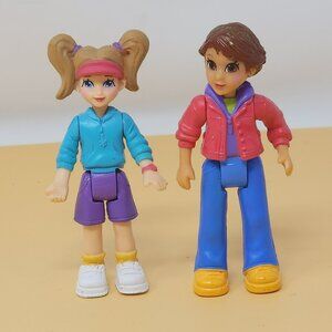 Vintage Fisher Price Go Anywhere Dolls 2004 Set Of 2 Figures In Casual Outfits